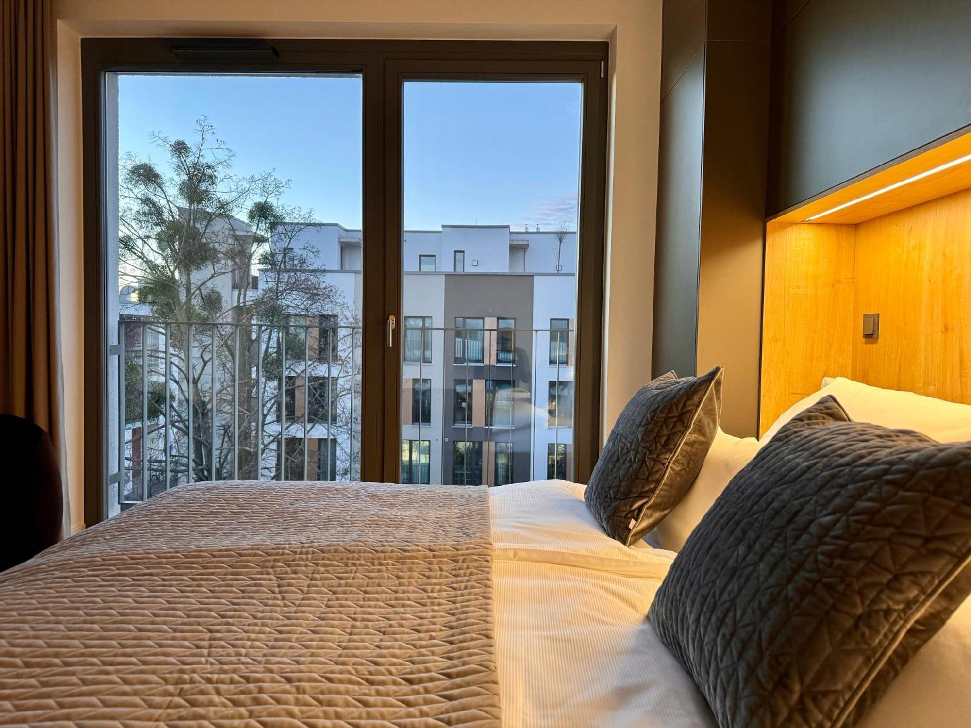 Townhouse Alaunpark Villa Dresden Bagian luar foto